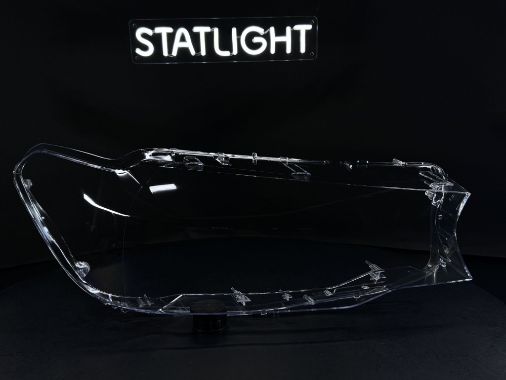 Правое стекло фары BMW 5 G30 G31 2016-2020