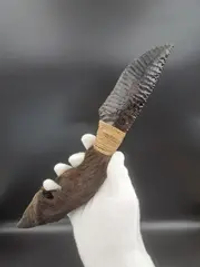 Обсидиановый клинок с рукоятью из копыта барашка (под заказ)