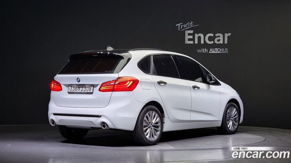 BMW 2 Series Active Tourer (F45) Luxury (10.2020)