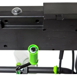 Redverg RD-ESB45/2000L снегоуборщик электрический 2000Вт, ширина 45 см, выброс 9 м