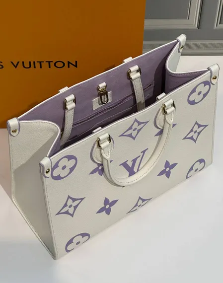 Сумка Louis Vuitton Onthego MM