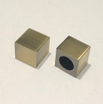 Наконечники "Куб Ост" кованых карнизов для штор d16 мм, цвет бронза