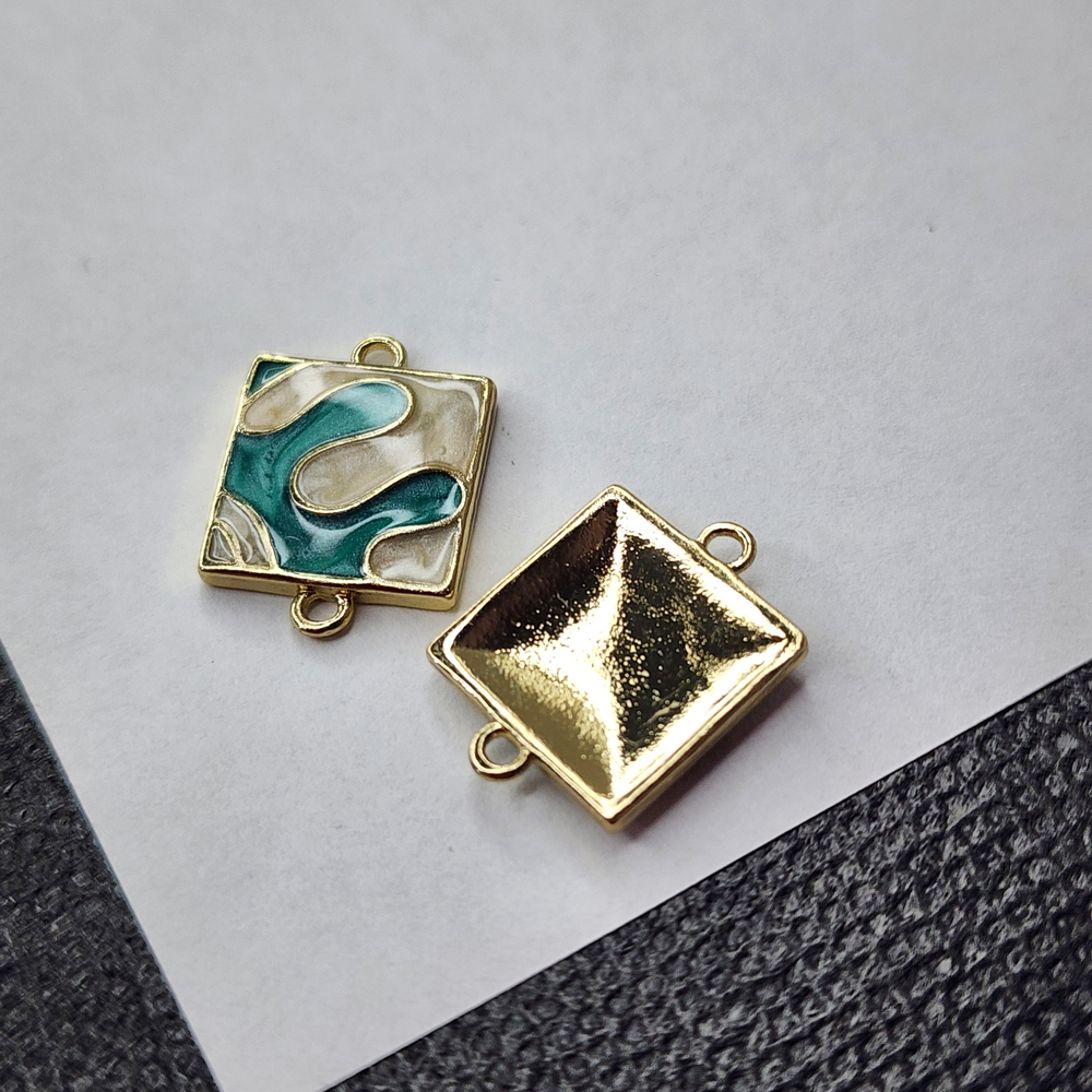 Коннектор, позолота с рисунком эмалью, р-р 12.5×17мм, штучно