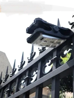 Светильник светодиодный с датчиком движения и с зажимом, YD-19B