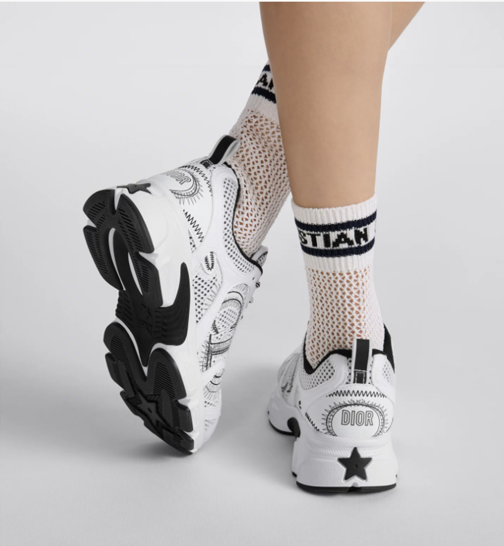 Женские кроссовки Dior Chrono Sneaker — бело‑чёрные