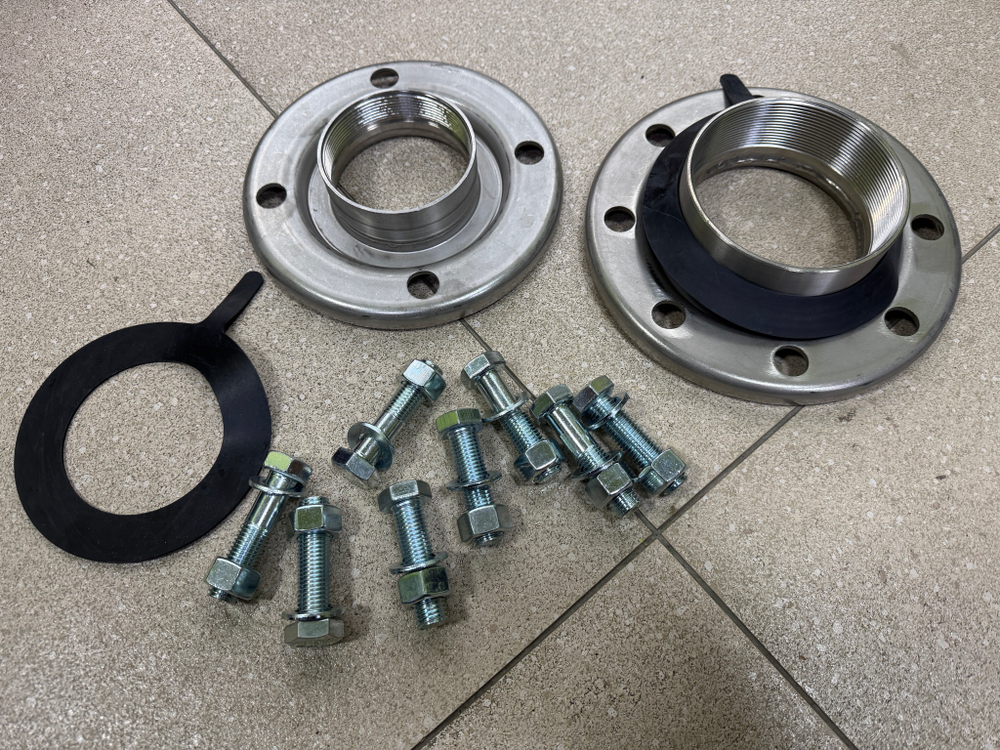 Комплект фланцев: входной (диаметр 100мм) /выходной (диаметр 80мм) для насосов "LEO" моделей XZS100-80-125/40, XZS100-80-125/55, XZS100-80-125/75, XZS100-80-160/92, XZS100-80-160/110