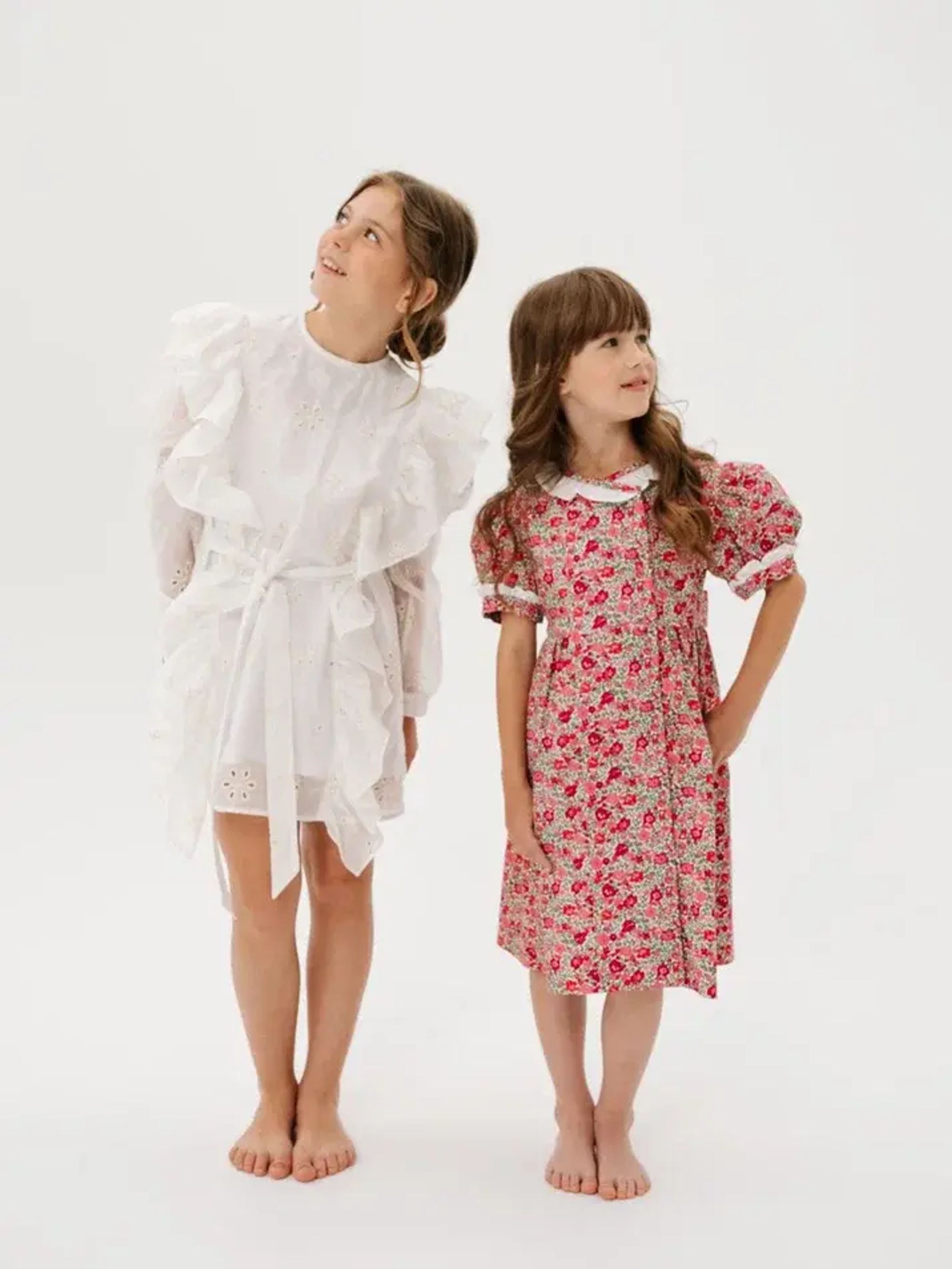 Платье с воланами