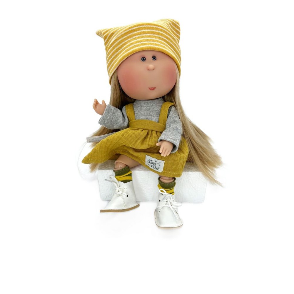 Кукла Nines виниловая 30см MIA шарнирная в пакете (1215M)