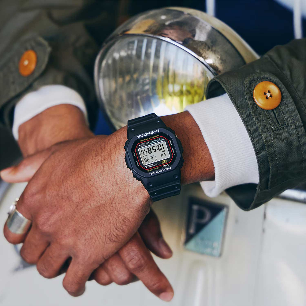 Часы Casio DW-5000R-1A