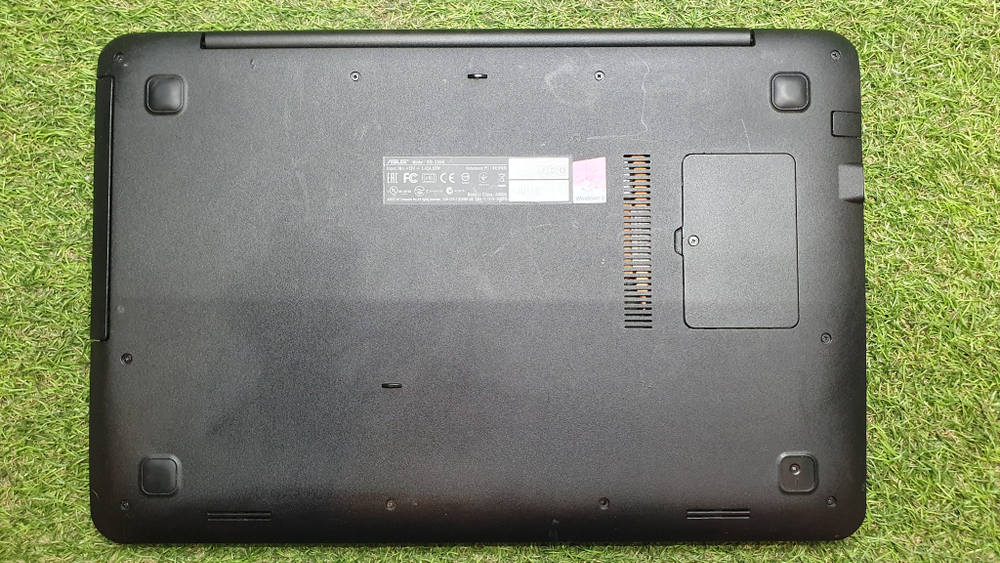 Ноутбук ASUS i3-5/4Gb/920M 1Gb