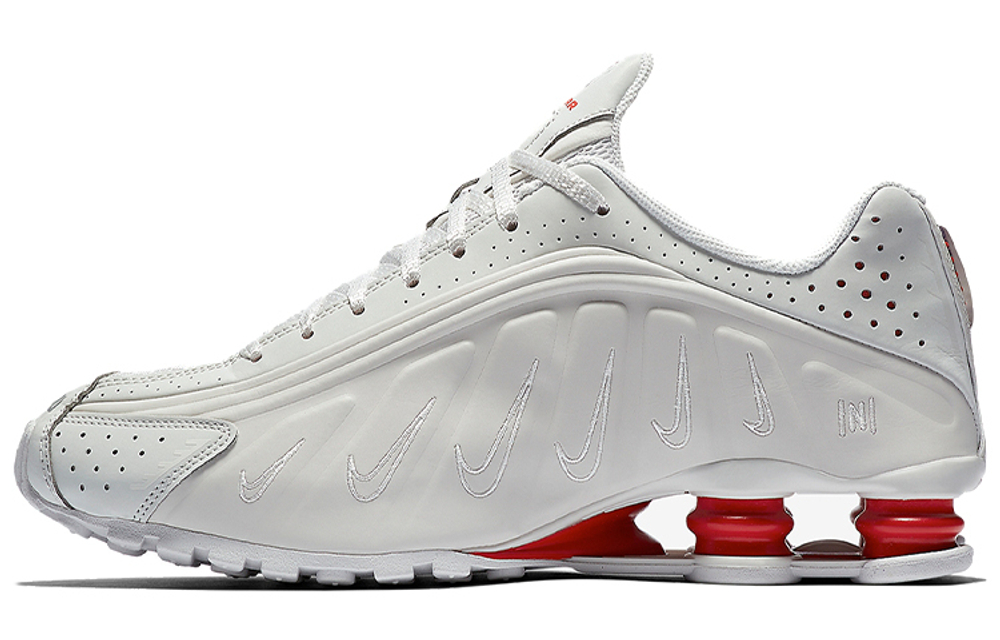 Nikeshoxr4 hotsell