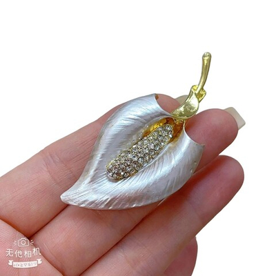 Брошь Jewelry - арт113