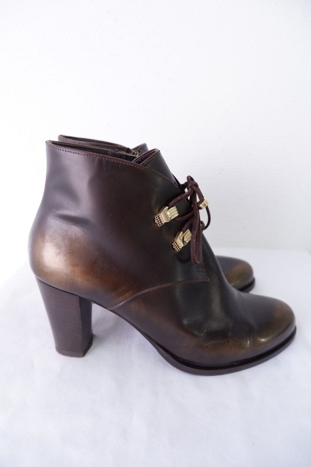 Ботильоны Sgariglia Luigi кожаные 38 размер