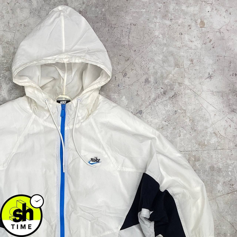Ветровка Nike