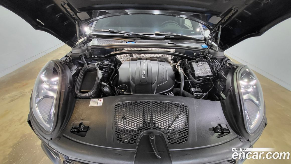 Porsche Macan 2.0 (12.2019)
