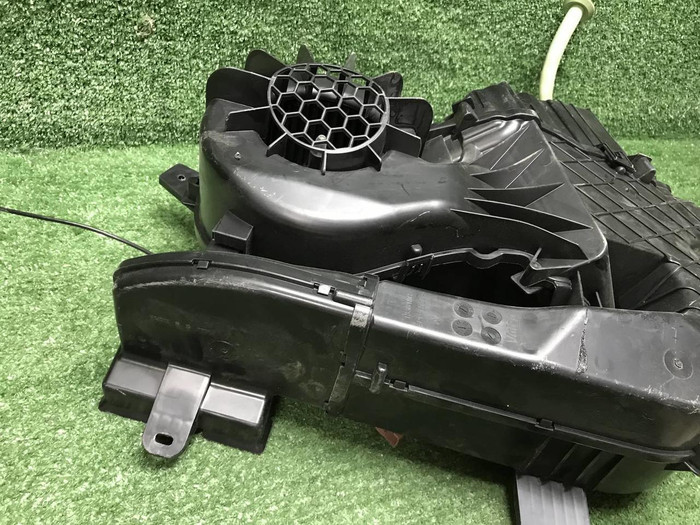 Корпус отопителя Chery Tiggo 8 Pro Max (22-нв)