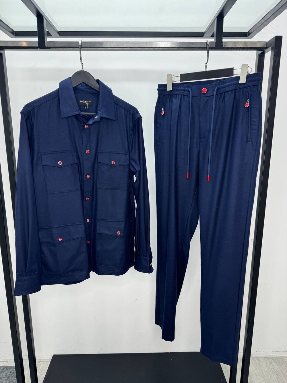 Прогулочный костюм Kiton