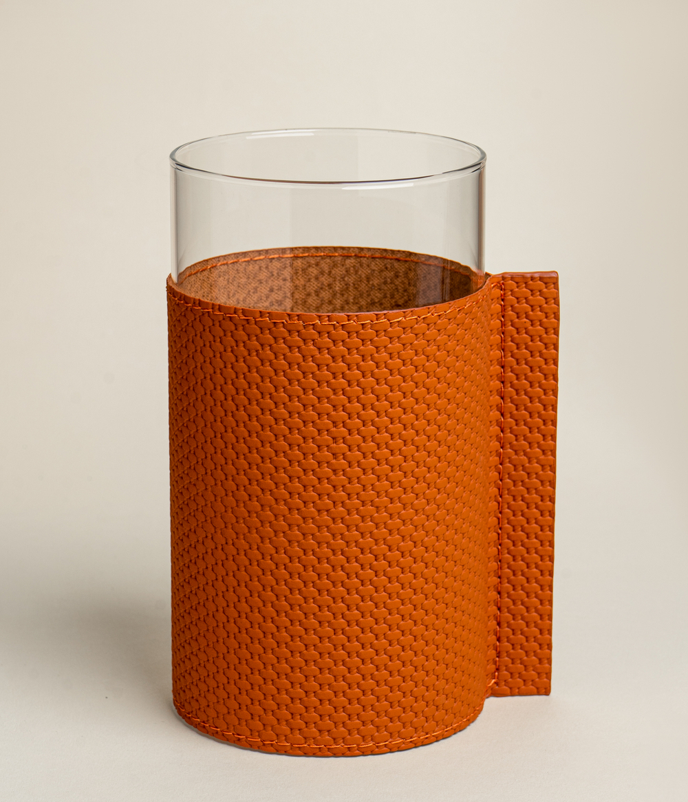 Ваза в кожаном чехле 11 х 18