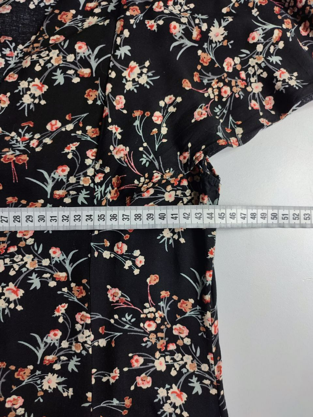 Платье Mango из вискозы 44 размер