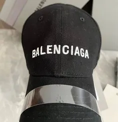 Бейсболка Balencaga, черный