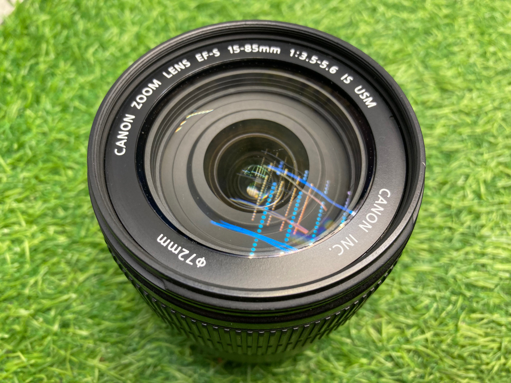 Canon EF-S 15-85mm 3.5-5.6 IS USM