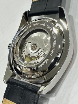 Наручные часы Adriatica A8202.R217AO