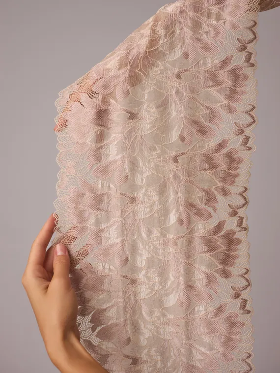 03-77 Кружево эластичное 23 см, бежевый 775/пион 168