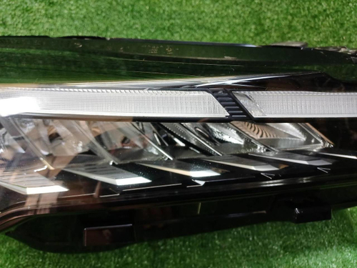 Фара правая Geely Coolray (2023-н.в.) LED