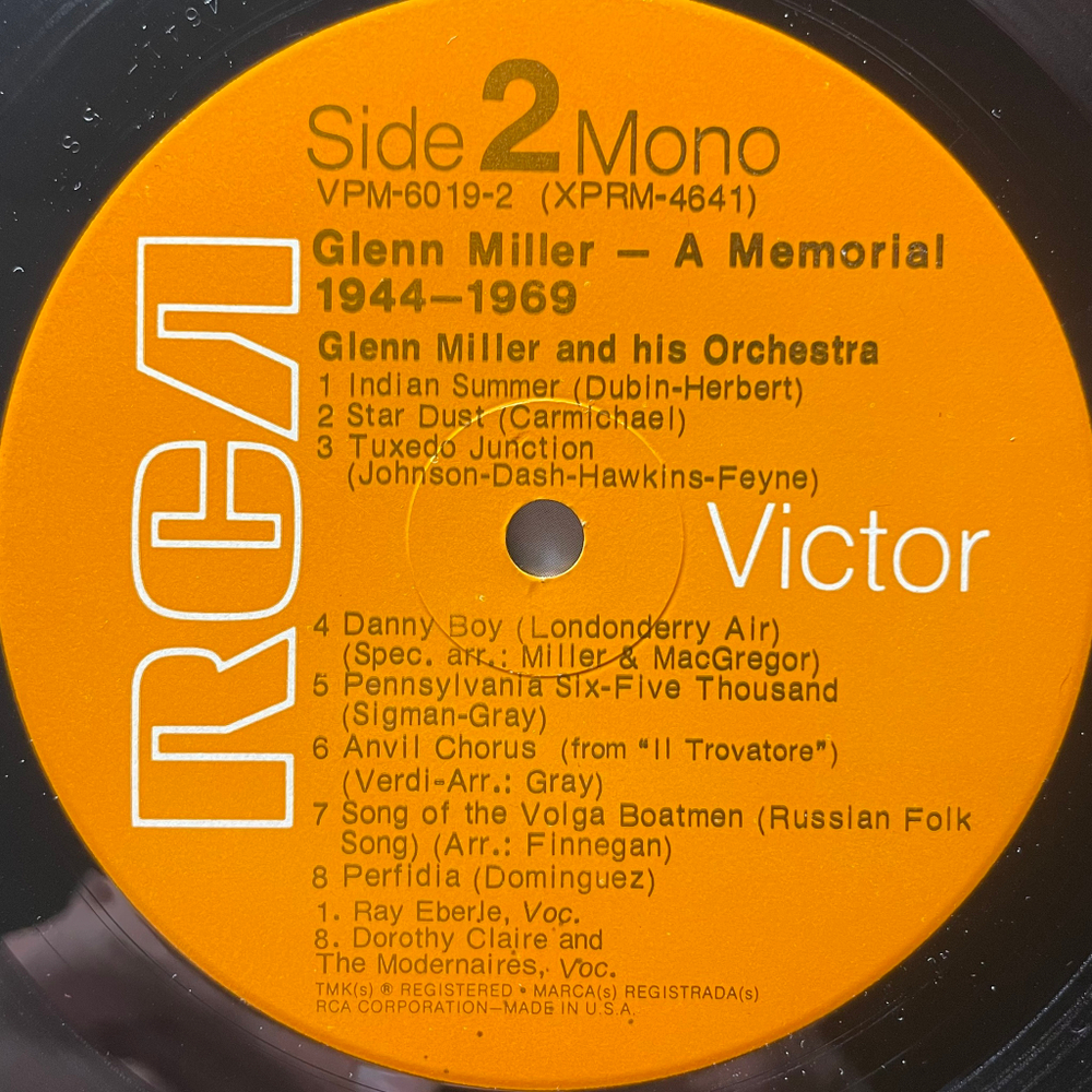 Glenn Miller And His Orchestra ‎– Glenn Miller - A Memorial 1944-1969 2LP (США)