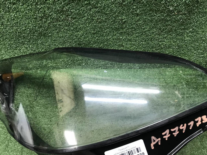 Стекло фары левое BMW X5 G05 (2018-2023)