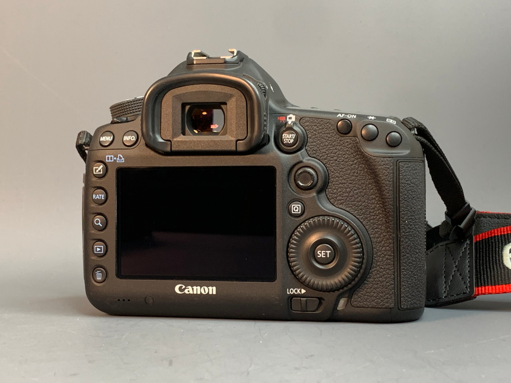 Canon EOS 5D Mark III 5.800 кадров