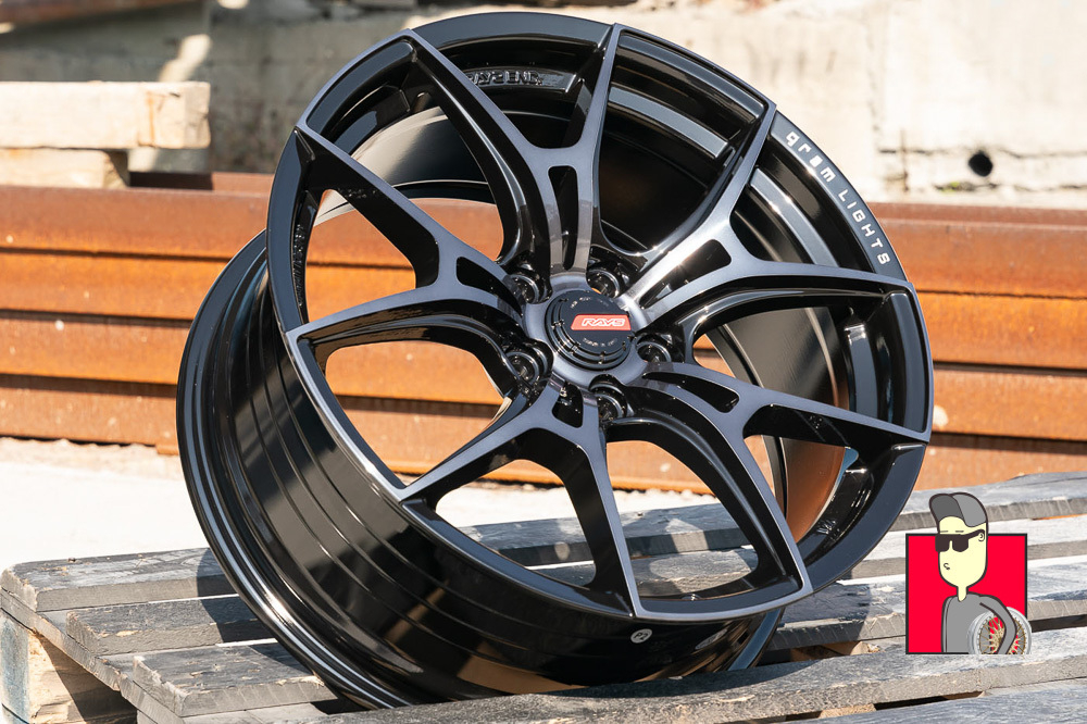 Комплект дисков RAYS Gram Lights FlowForm 18x8 et38 5x112