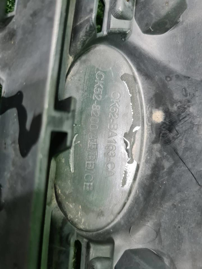 Решетка радиатора Range Rover Vogue 4 L405 (12-17)