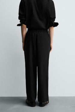 ZARA СТРУЯЩИЕСЯ БРЮКИ СО СКЛАДКАМИ, ЧЕРНЫЙ