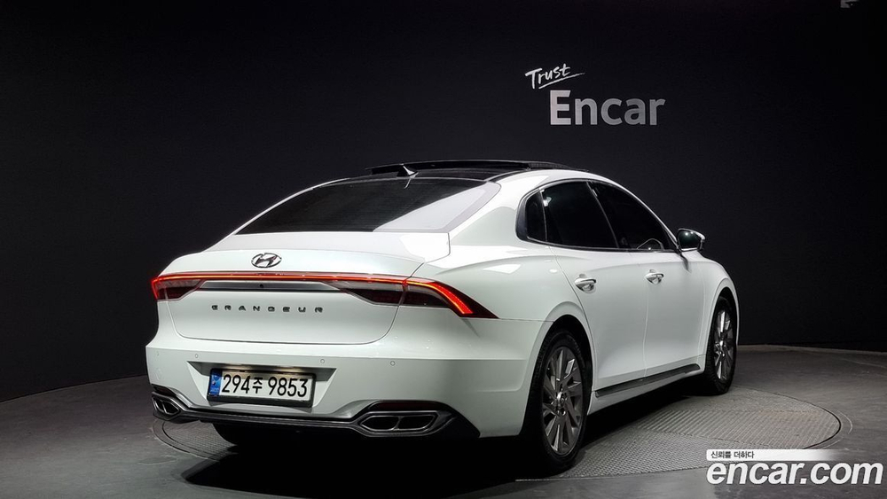 Hyundai The New Grandeur (Azera) IG Hybrid Calligraphy (08.2021)