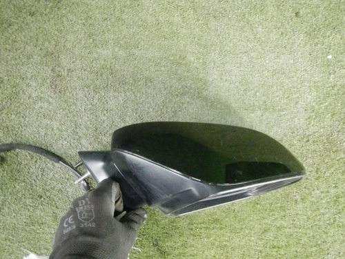 Зеркало правое Toyota Camry xv70 (2017-нв) 9 конт