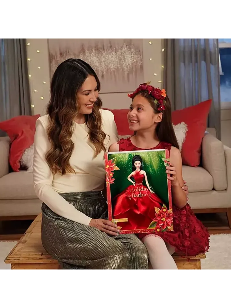 Кукла Барби Signature 2022 Holiday HCC04