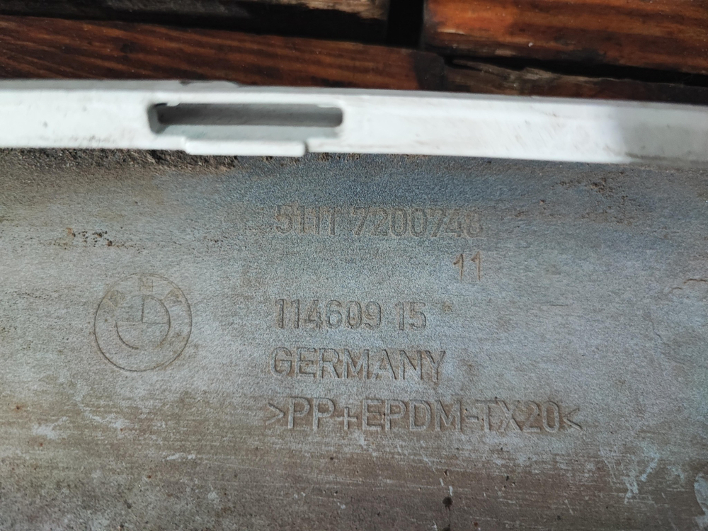 Бампер передний BMW 5-Series GT (F07)  Б/У Оригинал 51117200748