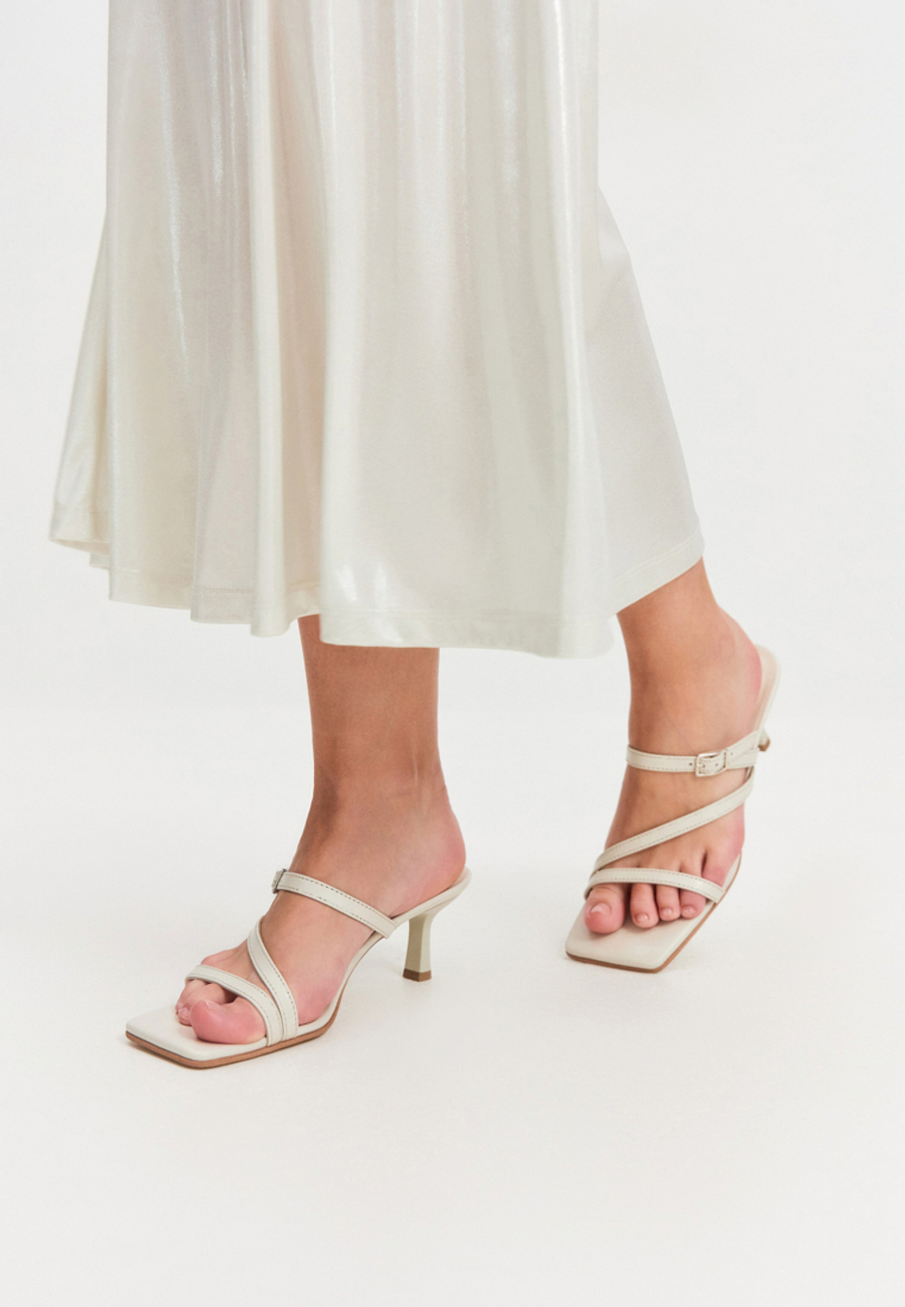 Босоножки // Nata // Milky