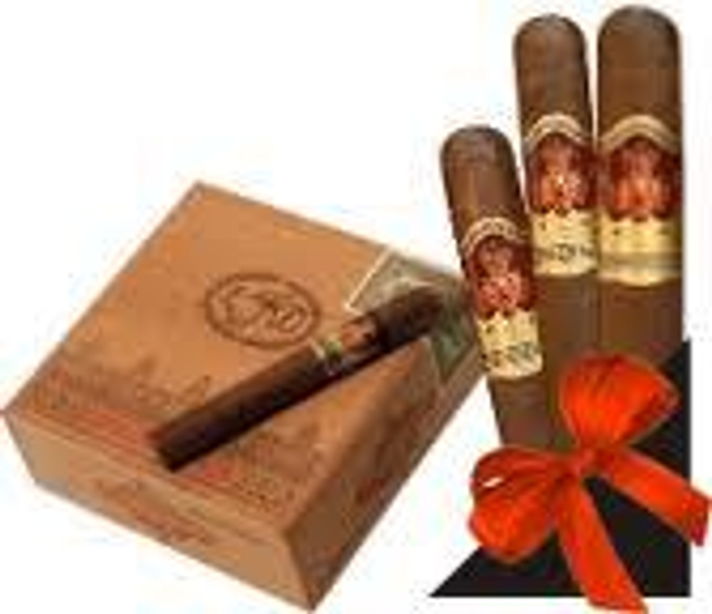 La Flor Dominicana Coronado by La Flor Toro