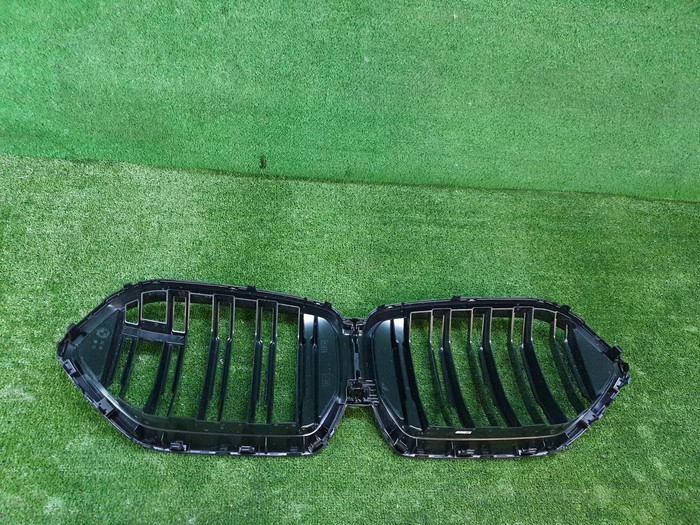 Решетка радиатора BMW X6M F96 (2019-2023)