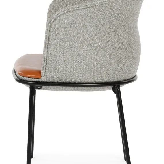 Стул Embrace с подлокотниками