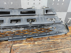 Решетка переднего бампера Kia Mohave (HM) 16-20 Б/У Оригинал 865612J710