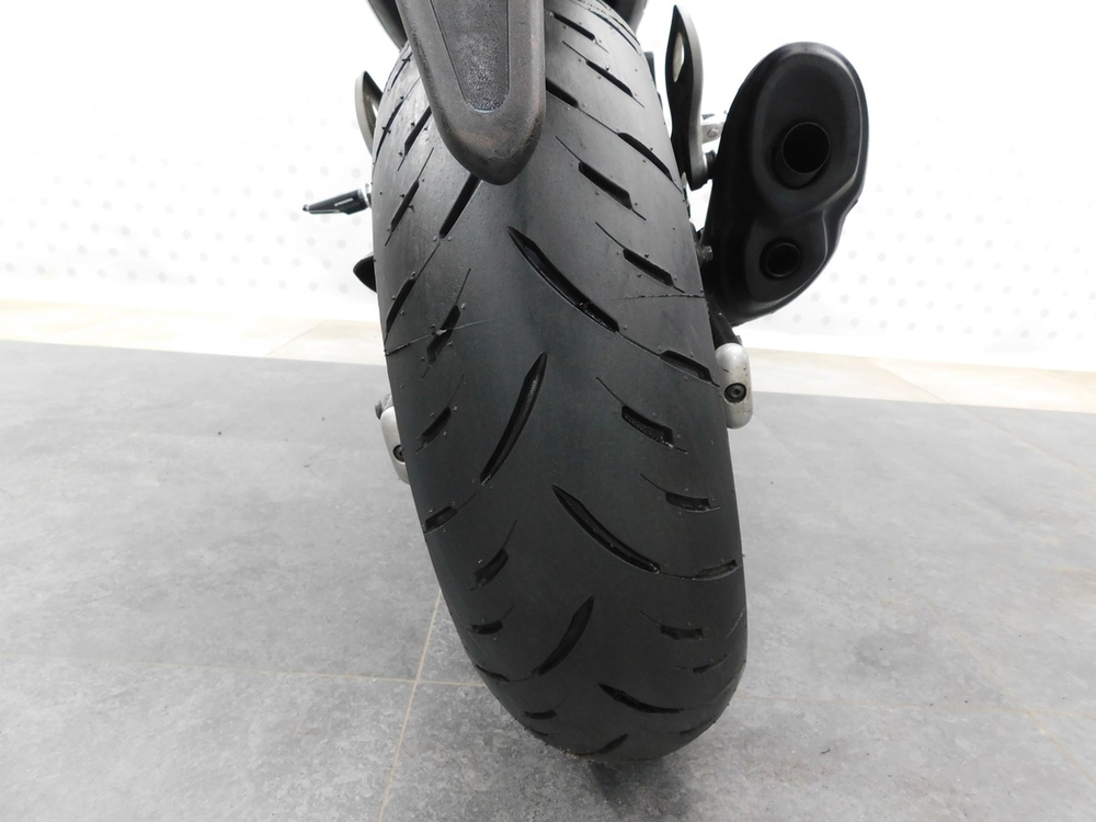 Suzuki Gladius SFV650A    2010