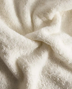 ZARA HOME БАННОЕ ПОЛОТЕНЦЕ С КАЙМОЙ, ЦВЕТ СЛОНОВОЙ КОСТИ