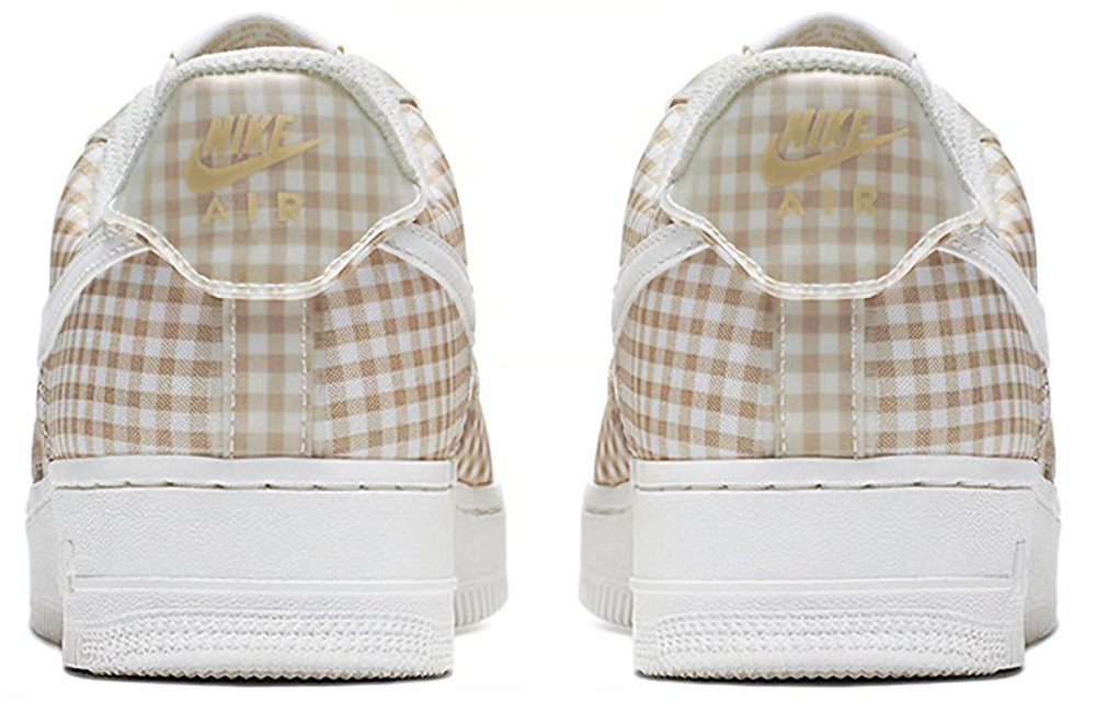 Кроссовки Nike Air Force 1 07 Qs (Женская размерная сетка)