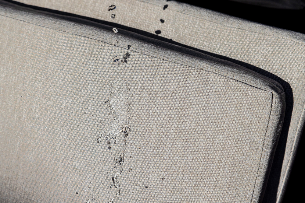 Обеденное кресло ROYAL FAMILY OSСAR с подлокотниками из тика