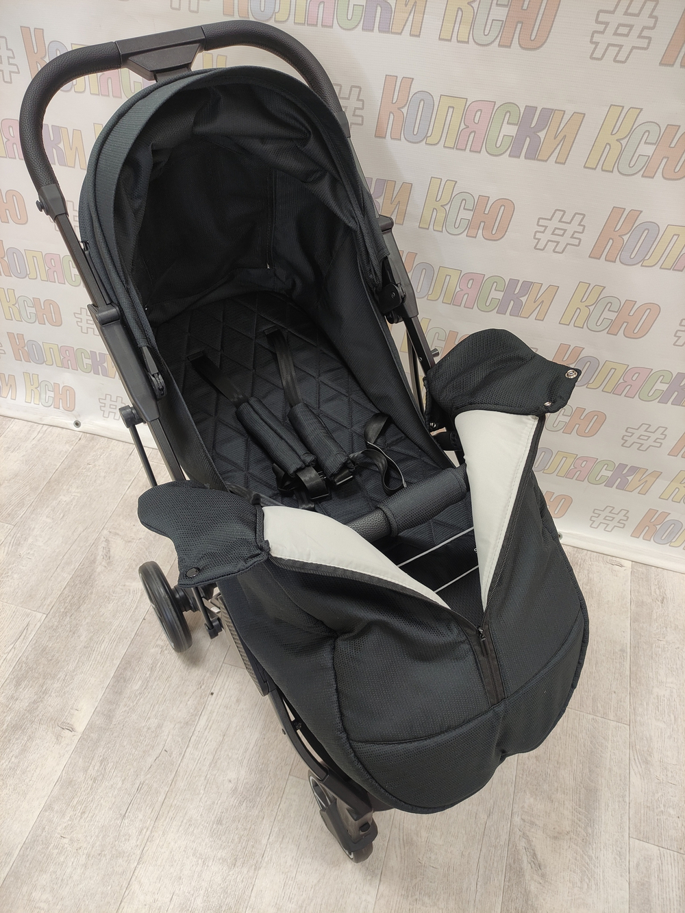 Коляска прогулочная MowBaby Smart 2023 Black