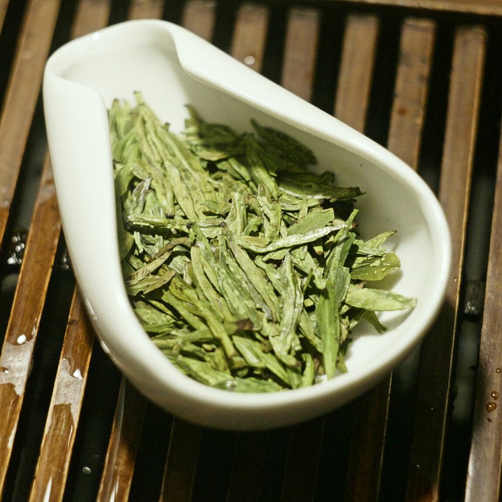 Колодец Дракона (Лун Цзин), весна 2025