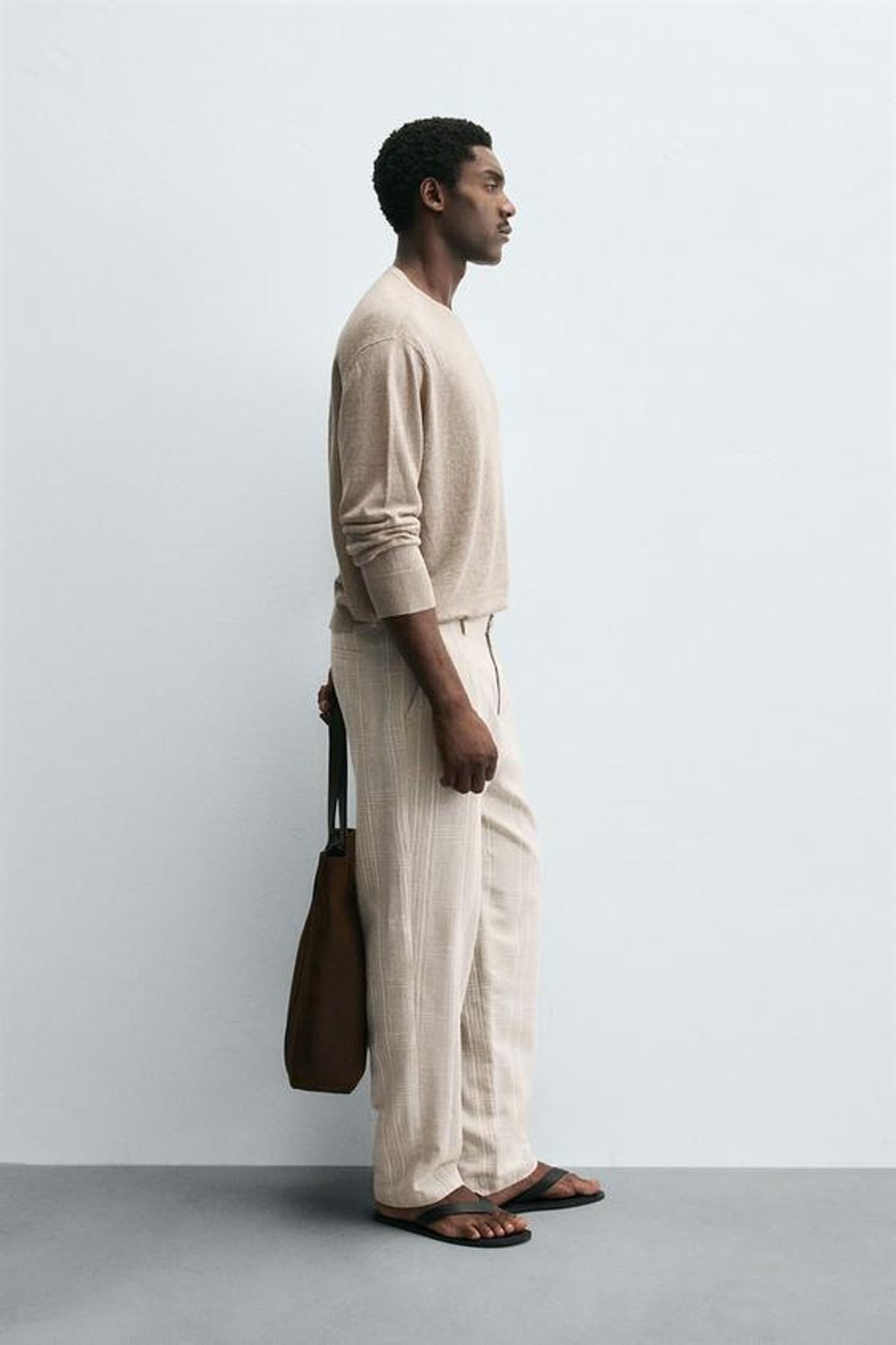 ZARA БРЮКИ В ПОЛОСКУ REGULAR FIT, ЖЕЛТОВАТО-БЕЛЫЙ